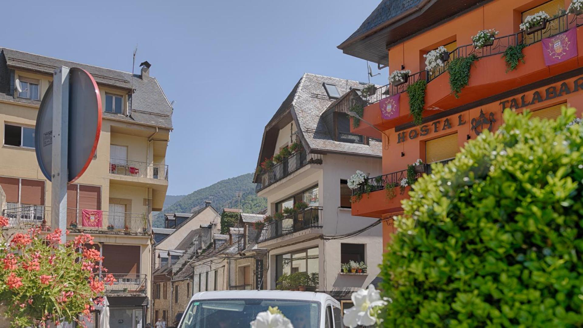 Casa Tino Apartman Les, Catalonia Kültér fotó